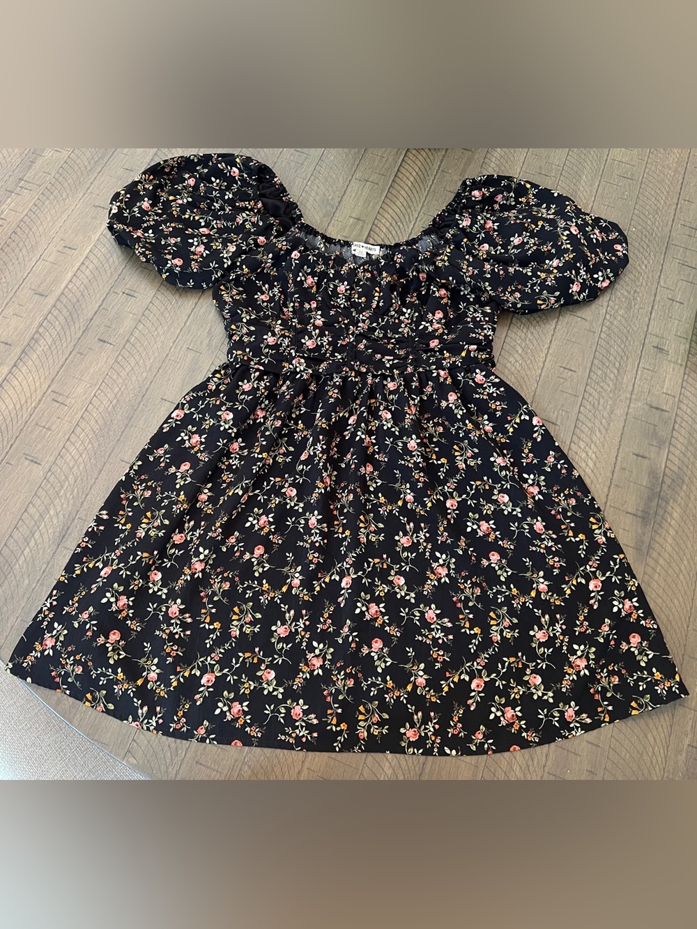 Inspired Hearts Black Floral Puff-Sleeve Dress with Smocked back Sz XL